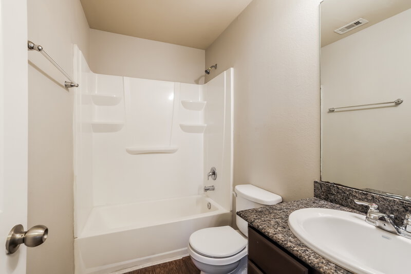 2,620/Mo, 15030 Silhouette Ridge Dr Humble, TX 77396 Bathroom View