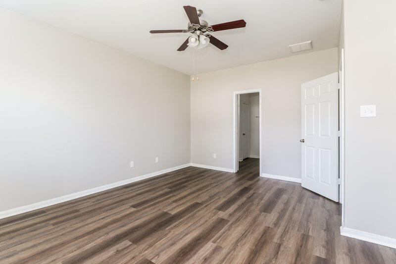 2,015/Mo, 23610 Maple View Dr Spring, TX 77373 Main Bedroom View