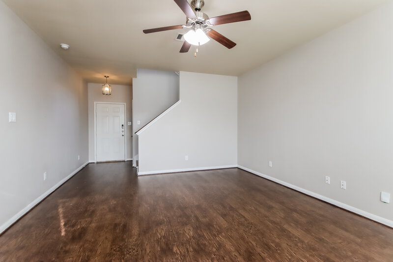 2,075/Mo, 23627 Maple View Dr Spring, TX 77373 Living Room View 2