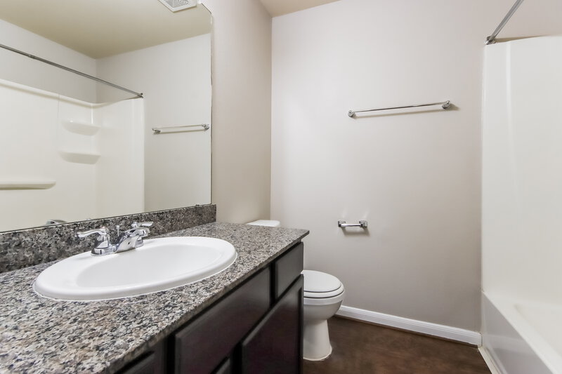 2,075/Mo, 23627 Maple View Dr Spring, TX 77373 Bathroom View