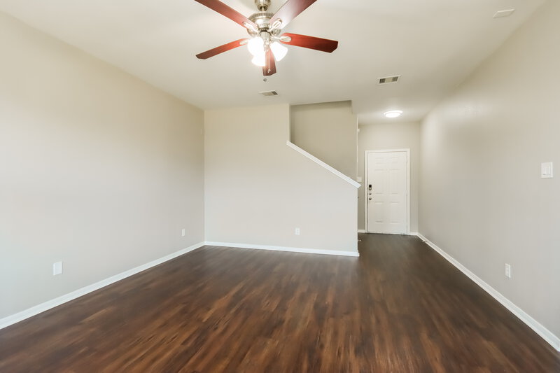 2,120/Mo, 21835 Octavia Way Houston, TX 77073 Living Room View 2