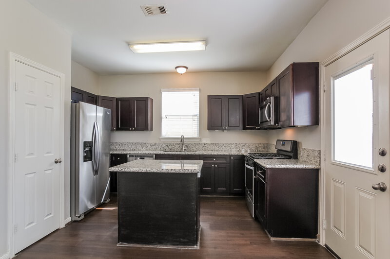 2,090/Mo, 21835 Octavia Way Houston, TX 77073 Kitchen View