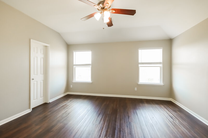 2,120/Mo, 21835 Octavia Way Houston, TX 77073 Main Bedroom View