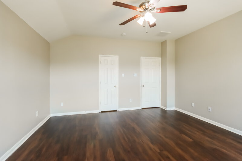 2,120/Mo, 21835 Octavia Way Houston, TX 77073 Main Bedroom View 2