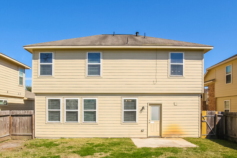 2,090/Mo, 21835 Octavia Way Houston, TX 77073 Rear View