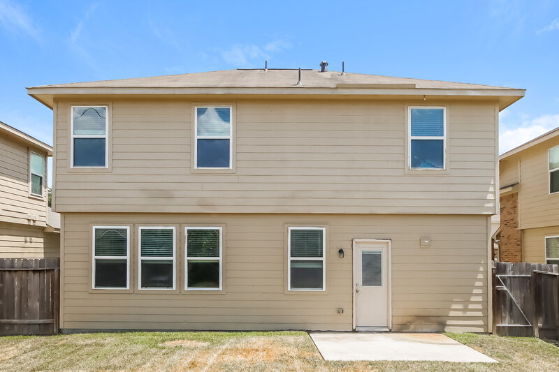 2,120/Mo, 21835 Octavia Way Houston, TX 77073 Rear View