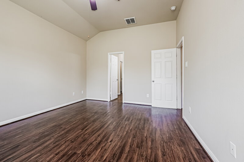 1,930/Mo, 23703 Maple View Dr Spring, TX 77373 Main Bedroom View 2
