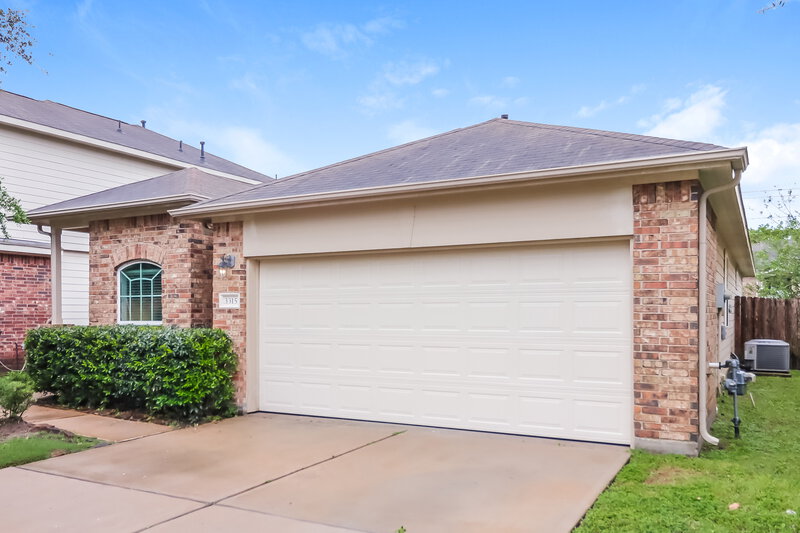 2,145/Mo, 3315 Allington Ct Houston, TX 77014 Front View