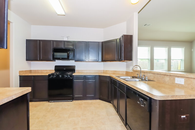 2,145/Mo, 3315 Allington Ct Houston, TX 77014 Kitchen View