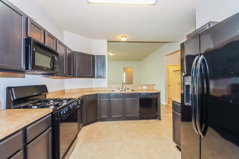 2,145/Mo, 3315 Allington Ct Houston, TX 77014 Kitchen View 2