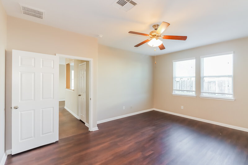 2,025/Mo, 23622 Maple View Dr Spring, TX 77373 Main Bedroom View