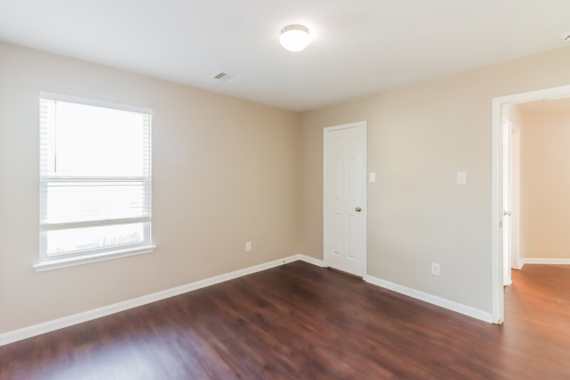 2,025/Mo, 23622 Maple View Dr Spring, TX 77373 Bedroom View 3