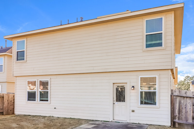 2,025/Mo, 23622 Maple View Dr Spring, TX 77373 Rear View