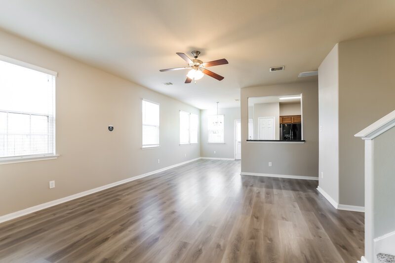 2,095/Mo, 23631 Maple View Dr Spring, TX 77373 Living Room View