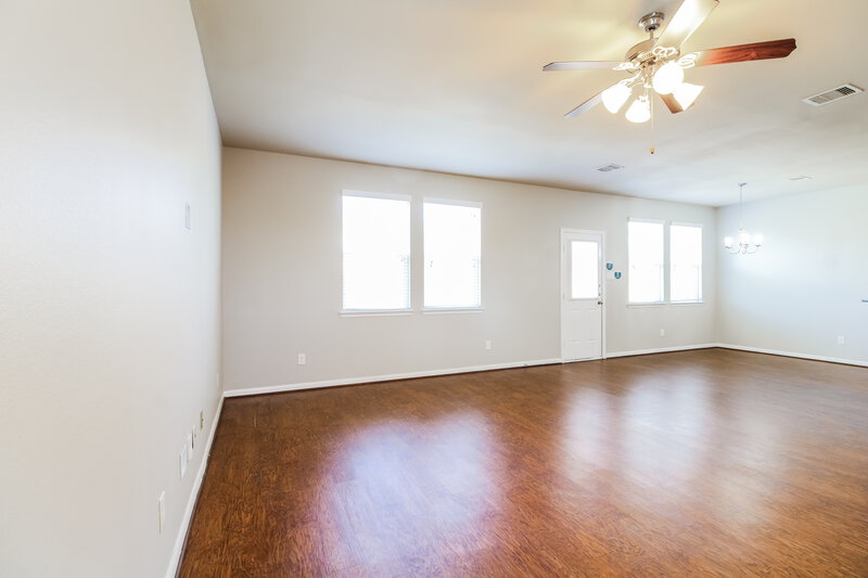 1,870/Mo, 23615 Maple View Dr Spring, TX 77373 Living Room View