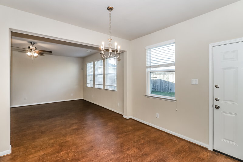 1,895/Mo, 3350 Allington Ct Houston, TX 77014 Dining Room View