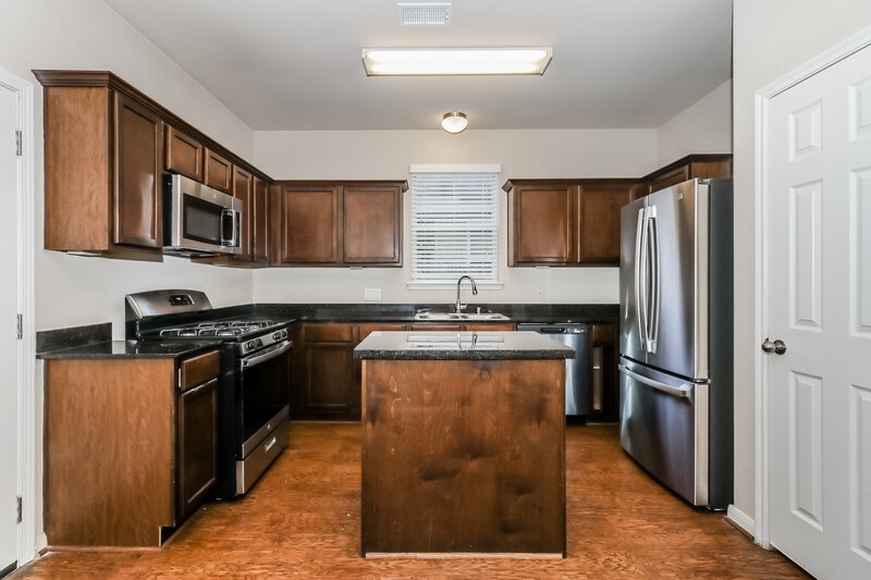 1,895/Mo, 3350 Allington Ct Houston, TX 77014 Kitchen View
