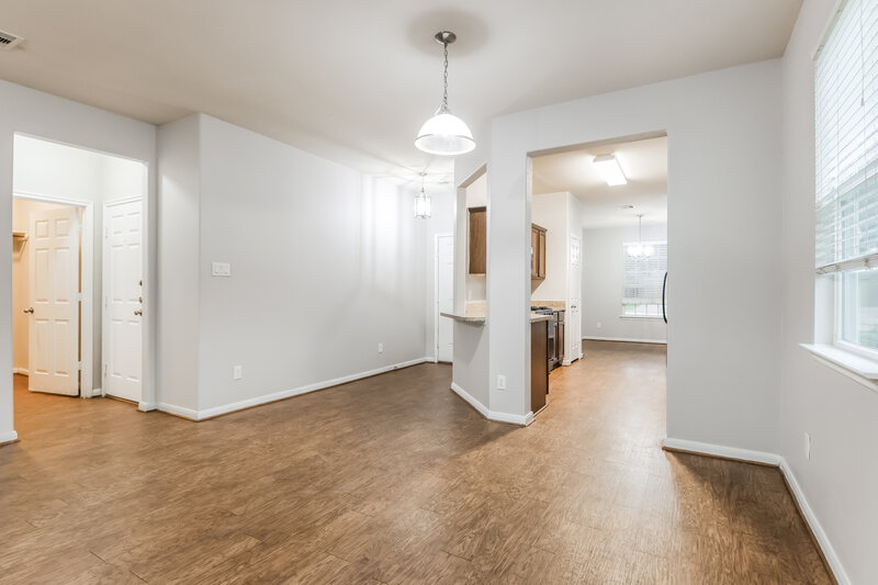 2,035/Mo, 3351 Allington Ct Houston, TX 77014 Dining Room View