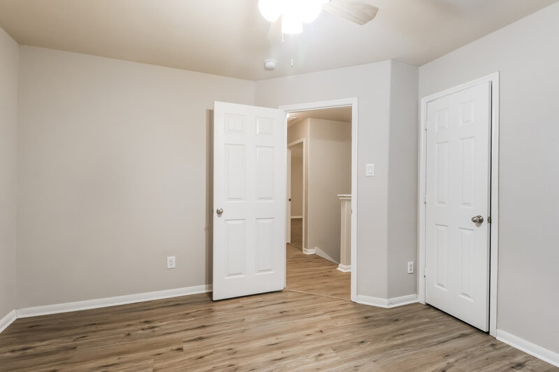 2,035/Mo, 3351 Allington Ct Houston, TX 77014 Bedroom View