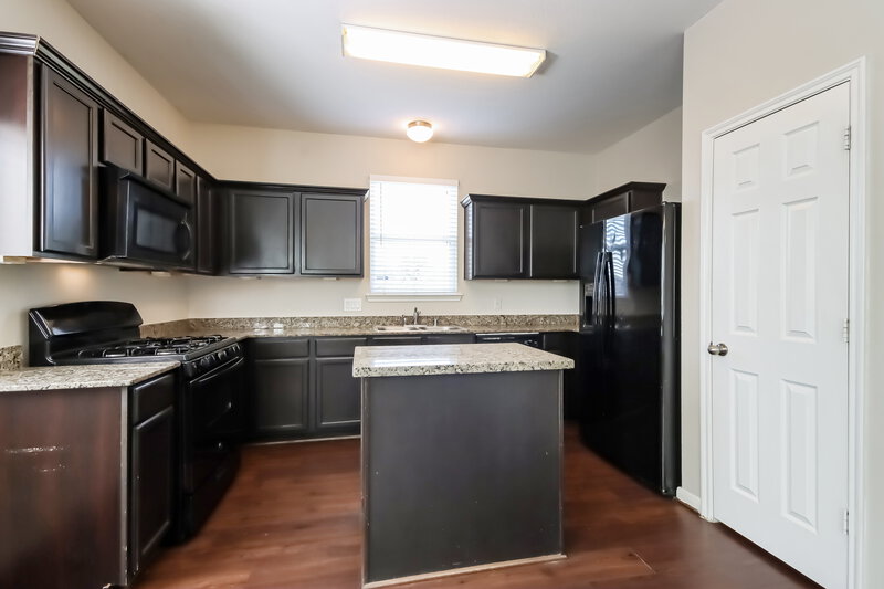 2,780/Mo, 3355 Allington Ct Houston, TX 77014 Kitchen View