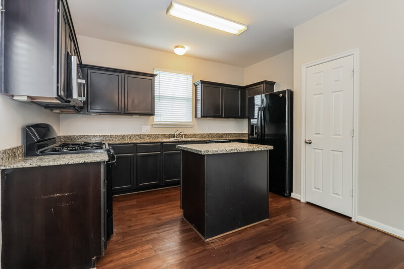 1,990/Mo, 3355 Allington Ct Houston, TX 77014 Kitchen View