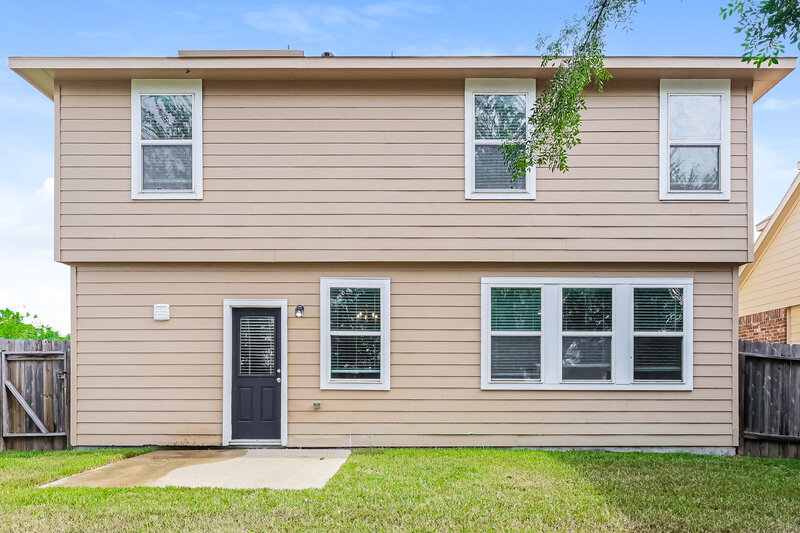 1,990/Mo, 3355 Allington Ct Houston, TX 77014 Rear View