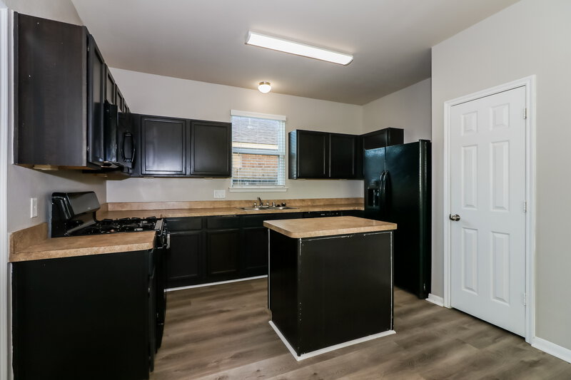 1,795/Mo, 3319 Allington Ct Houston, TX 77014 Kitchen View