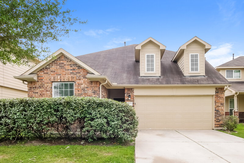 2,125/Mo, 2822 Mesquite Ridge Dr Houston, TX 77073 External View
