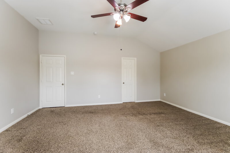 2,125/Mo, 2822 Mesquite Ridge Dr Houston, TX 77073 Main Bedroom View 2