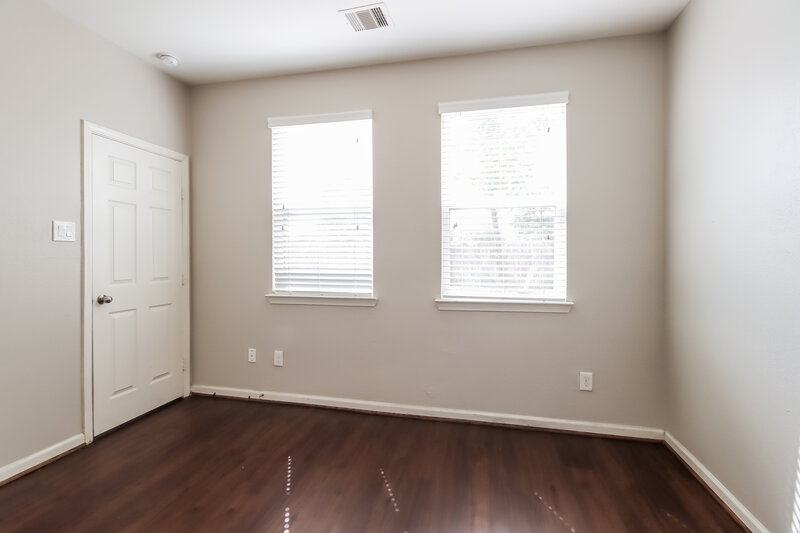2,125/Mo, 2822 Mesquite Ridge Dr Houston, TX 77073 Bedroom View 3