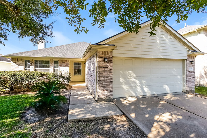 1,875/Mo, 19530 Billineys Park Dr Katy, TX 77449 External View