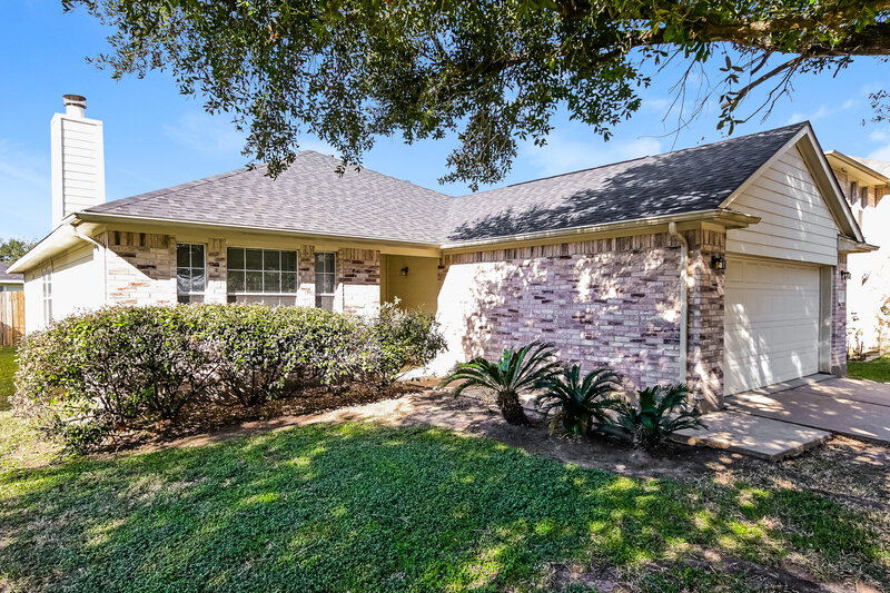 1,875/Mo, 19530 Billineys Park Dr Katy, TX 77449 Front View