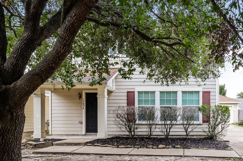 1,910/Mo, 19834 Crested Hill Ln Cypress, TX 77433 External View