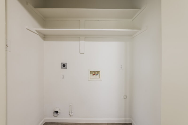 1,910/Mo, 19834 Crested Hill Ln Cypress, TX 77433 Laundry Room View