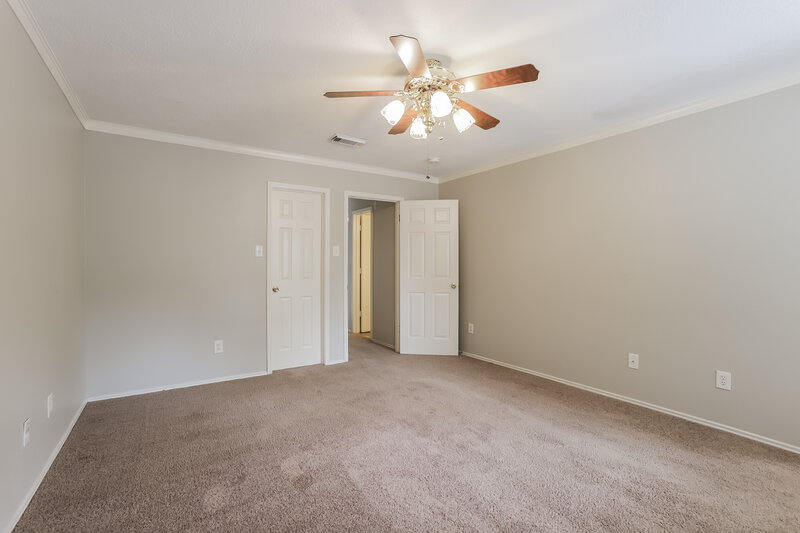 1,850/Mo, 19506 Sandy Woods Dr Tomball, TX 77375 Master Bedroom View