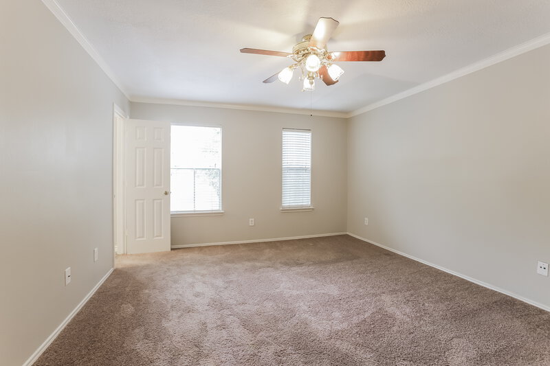 1,850/Mo, 19506 Sandy Woods Dr Tomball, TX 77375 Master Bedroom View 2