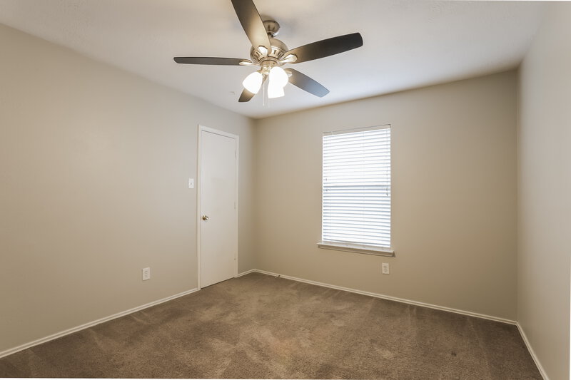 1,850/Mo, 19506 Sandy Woods Dr Tomball, TX 77375 Bedroom View