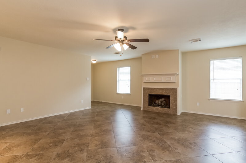 1,720/Mo, 19414 Pine Cluster Ln Humble, TX 77346 Living Room View