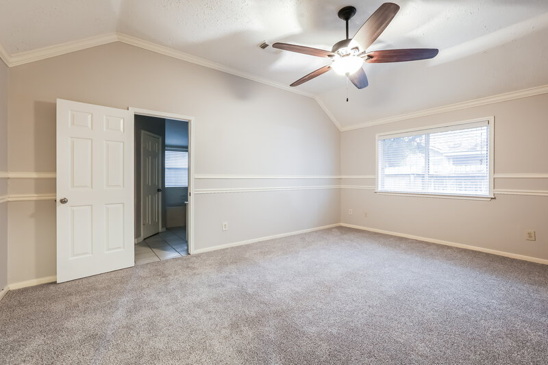 1,975/Mo, 3818 Beckett Ridge Dr Humble, TX 77396 Main Bedroom View