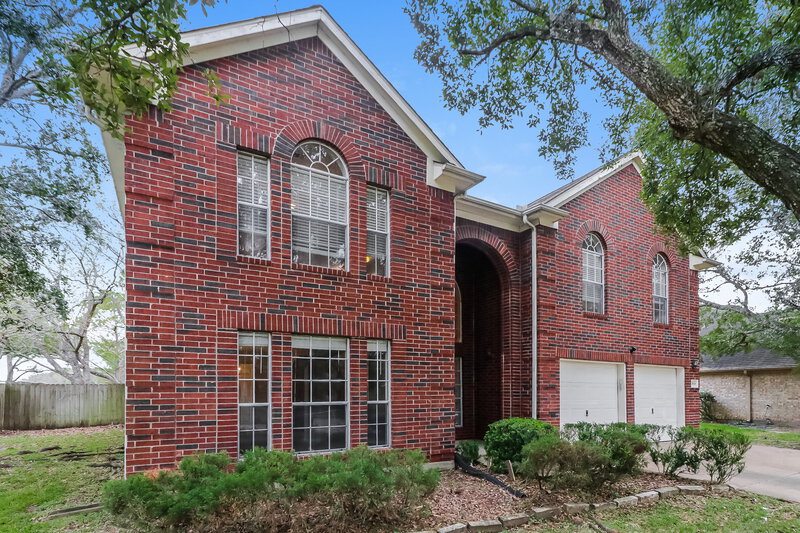 2,315/Mo, 4619 Twin Elm Dr Fresno, TX 77545 Front View