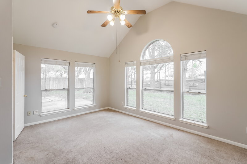 2,315/Mo, 4619 Twin Elm Dr Fresno, TX 77545 Main Bedroom View