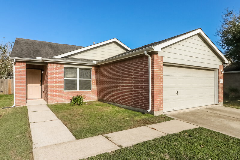 1,600/Mo, 8107 Sanders Glen Ln Humble, TX 77338 Front View