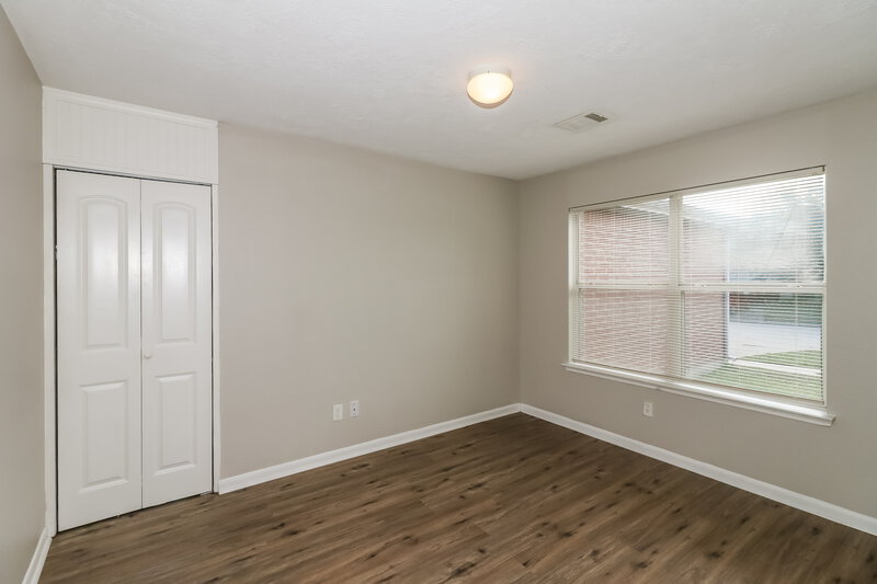 1,600/Mo, 8107 Sanders Glen Ln Humble, TX 77338 Bedroom View