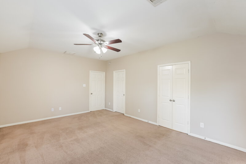2,180/Mo, 8223 Gran Villa Dr Cypress, TX 77433 Main Bedroom View 2