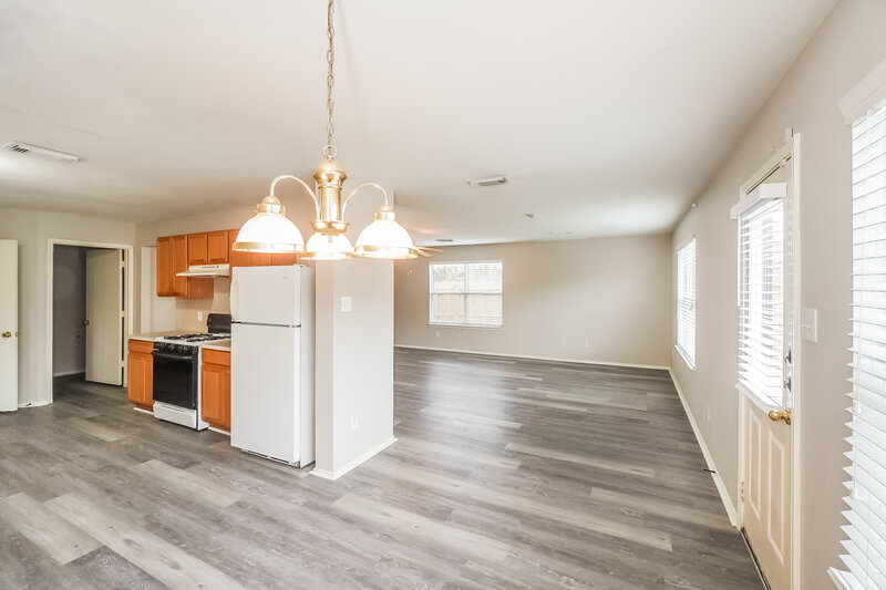 2,020/Mo, 13115 Grassy Briar Ln Houston, TX 77085 Dining Room View