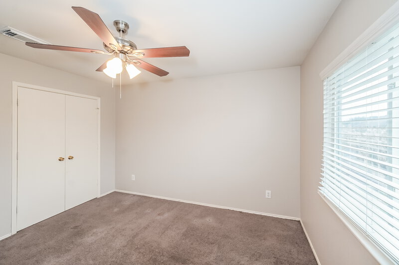 2,020/Mo, 13115 Grassy Briar Ln Houston, TX 77085 Bedroom View 4