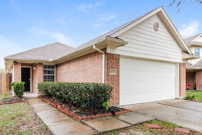 1,810/Mo, 8911 Grackle Run Ln Humble, TX 77338 Front View 2