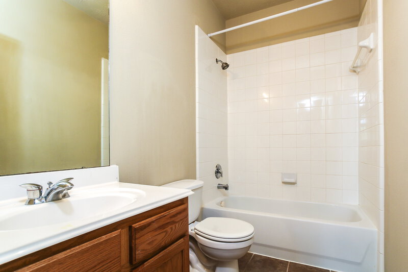 2,015/Mo, 3034 Peerless Pass Ct Spring, TX 77373 Bathroom View