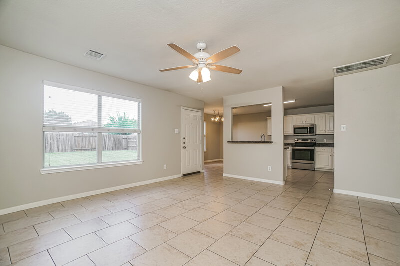 1,830/Mo, 4518 Nueces River Loop Spring, TX 77386 Living Room View 2