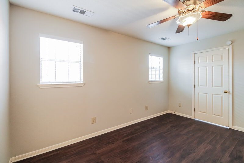 2,570/Mo, 17938 Great Glen Dr Houston, TX 77084 Main Bedroom View